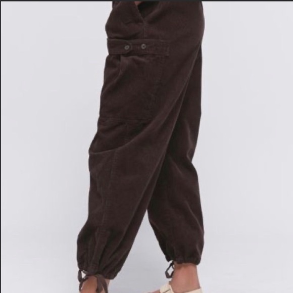 UO VICI corduroy cargo jogger pants - Picture 3 of 3